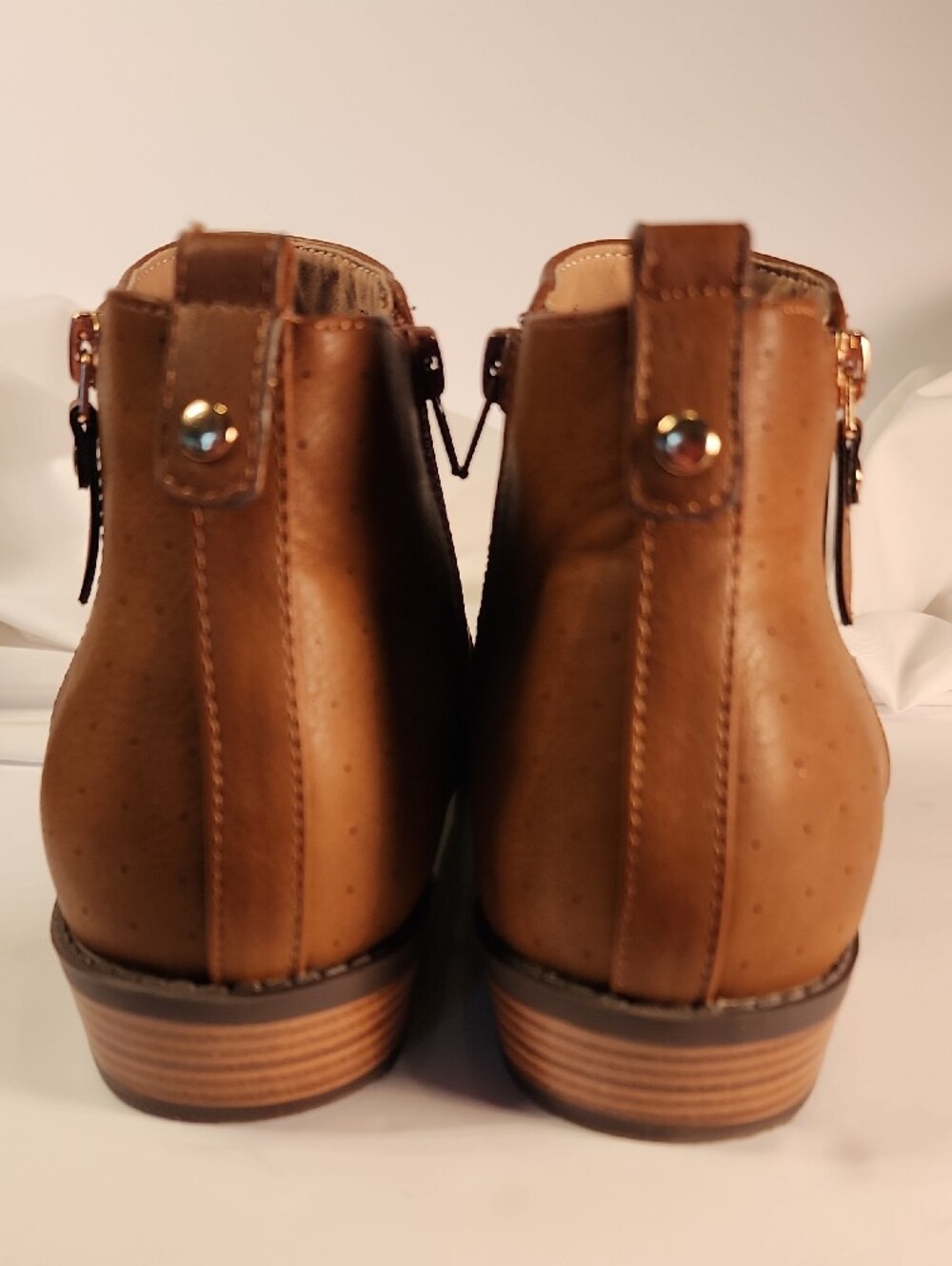 Women's Brown Leather Ankle Boot With Side Zipper From Macy's Journee Collection - Picture 5 of 7